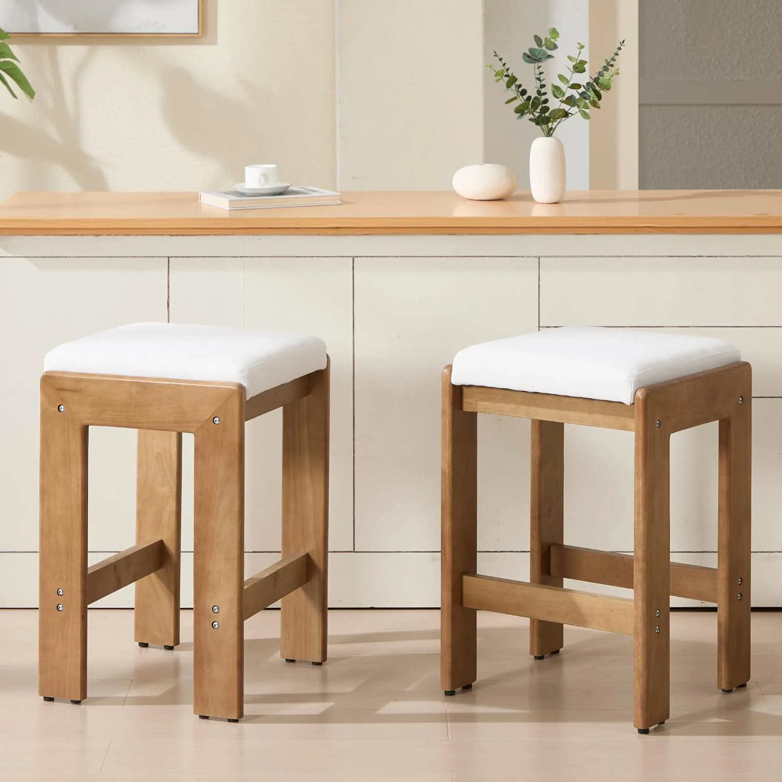 26-inch Farmhouse Saddle Seat Bar Stools Set of 2 - 5852CS